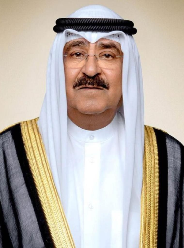 صاحب السمو امير البلاد يعزي اسرتي شهداء الواجب 1 7f9ddec5 38f0 40ff b879 a76bf769f732