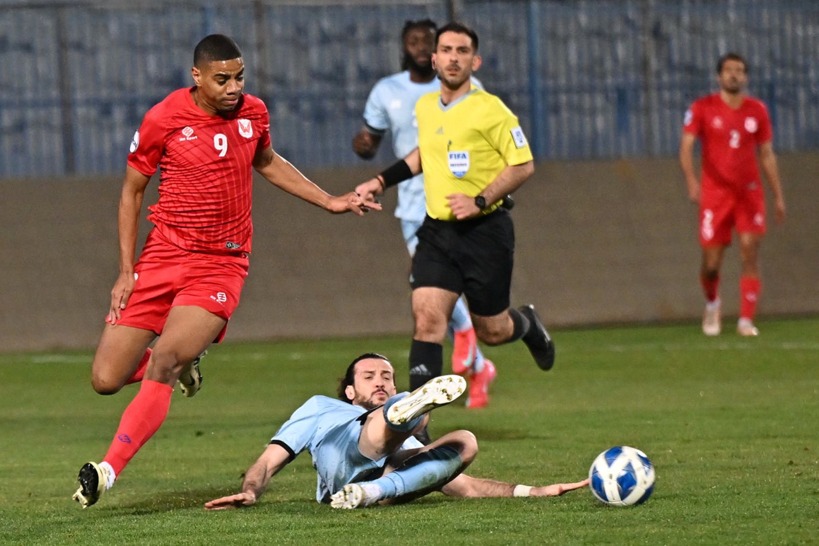 دوري زين.. تعادل مثير للفحيحيل والسالمية 1 GjSmq46WQAA00rf