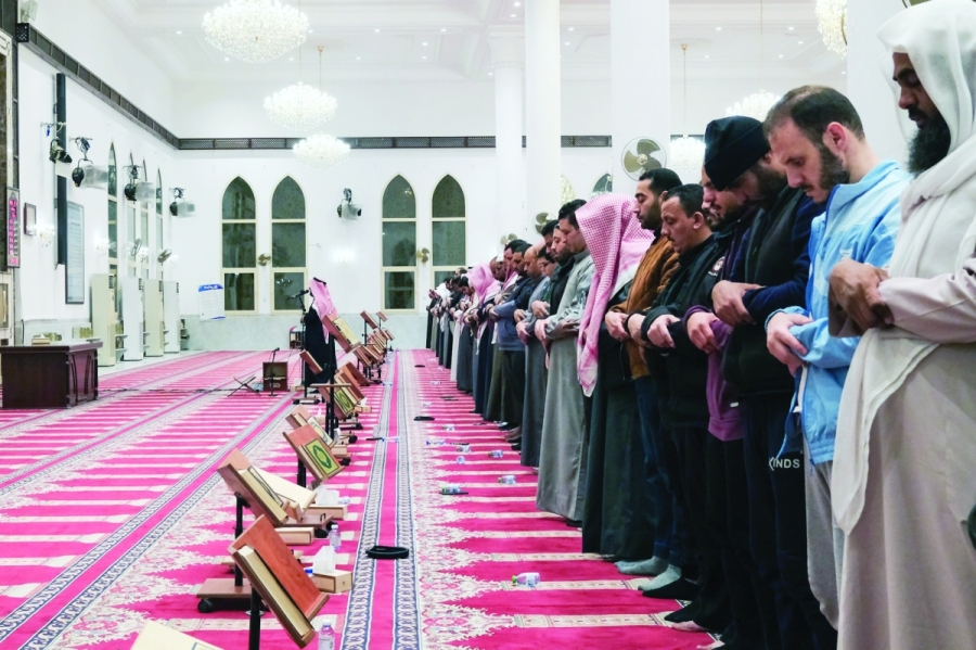 “الشؤون الإسلامية” تعلن خطة شاملة لخدمة جميع القطاعات في رمضان 1 IMG 7165