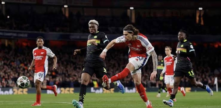 أرسنال يتأهل لربع نهائي دوري الأبطال بعد تخطي أيندهوفن 1 IMG 7510