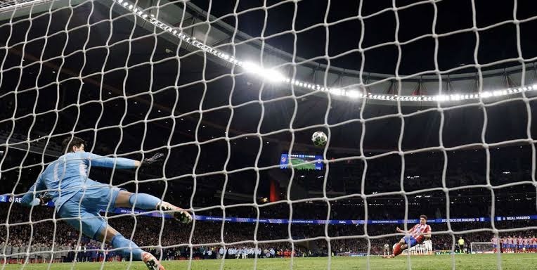 الاتحاد الأوروبي لكرة القدم يوضح سبب إلغاء ركلة جزاء ألفاريز ضد ريال مدريد 1 IMG 7544