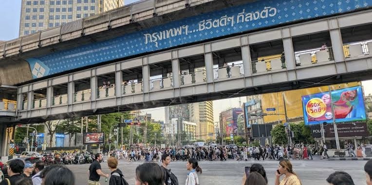 زلزال مدمر يضرب بورما: مقتل 20 شخصًا على الأقل وخسائر جسيمة 1 IMG 8050