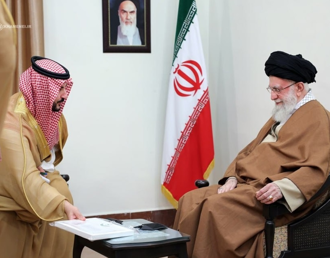 وزير الدفاع السعودي سلّم خامنئي رسالة من الملك سلمان 1 IMG ٢٠٢٥٠٤١٧ ١٨١٥٤٦