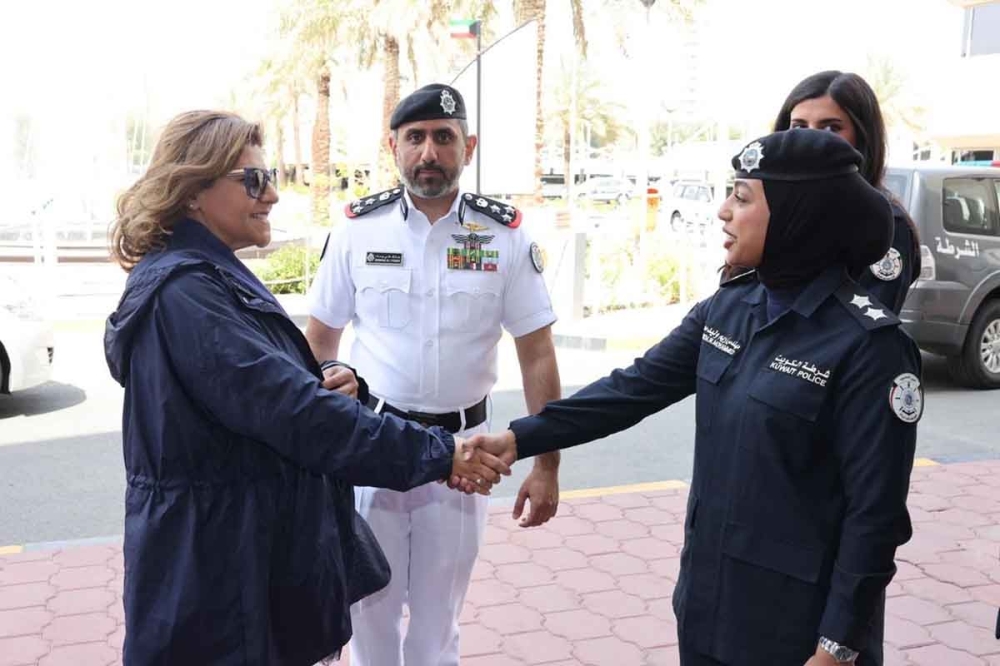 مساعد وزير الخارجية تطلع على خطوات تمكين المرأة في خفر السواحل 1 تنزيل 1