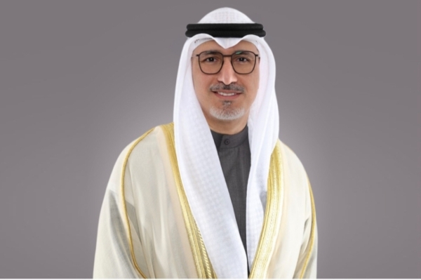 وزير «التجارة» يحيل 25 موظفاً بينهم 5 مديرين للتقاعد 1 تنزيل 44