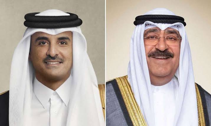أمير البلاد يبحث مستجدات الأوضاع هاتفياً مع أمير قطر 1 IMG 0972